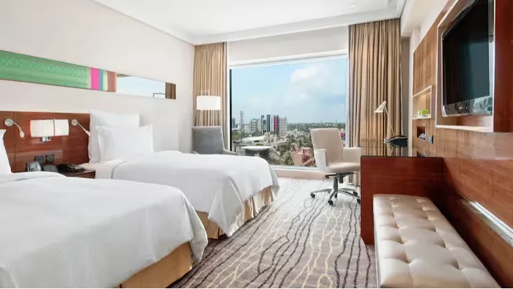 2 Twin Hilton Guestroom