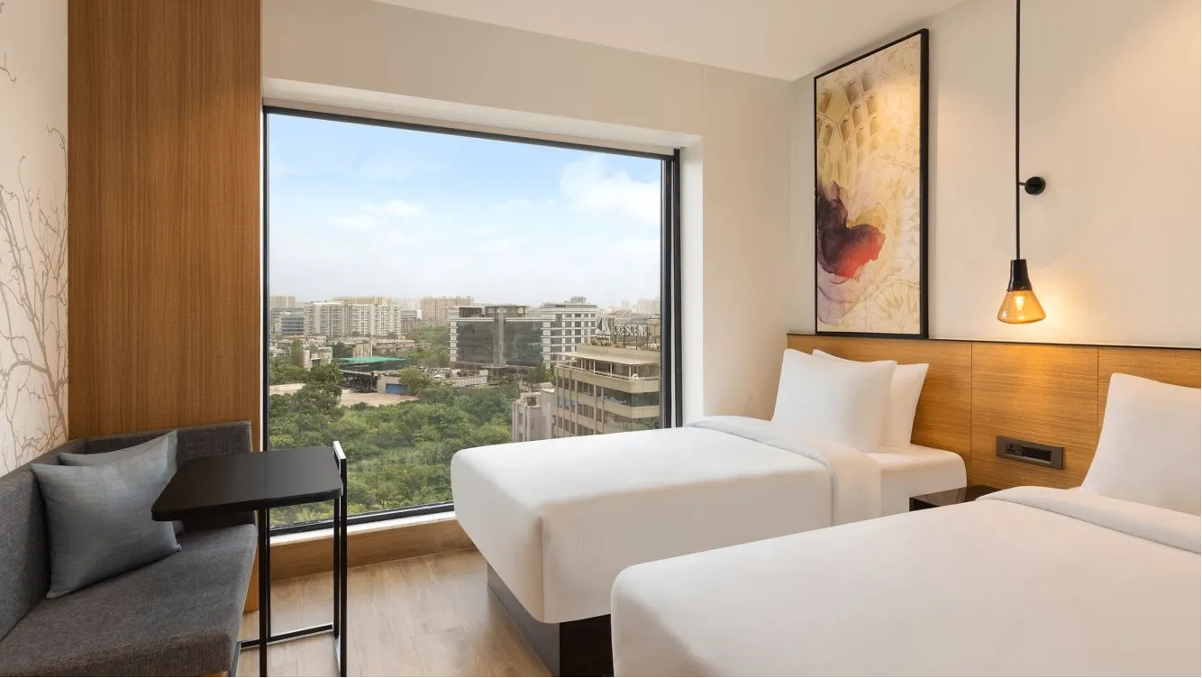 Standard 2 Twin Room