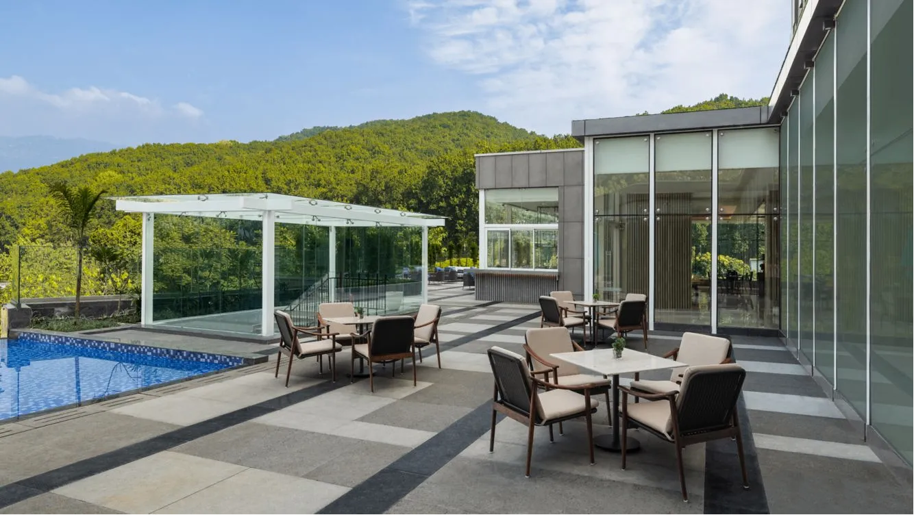 Poolside Alfresco