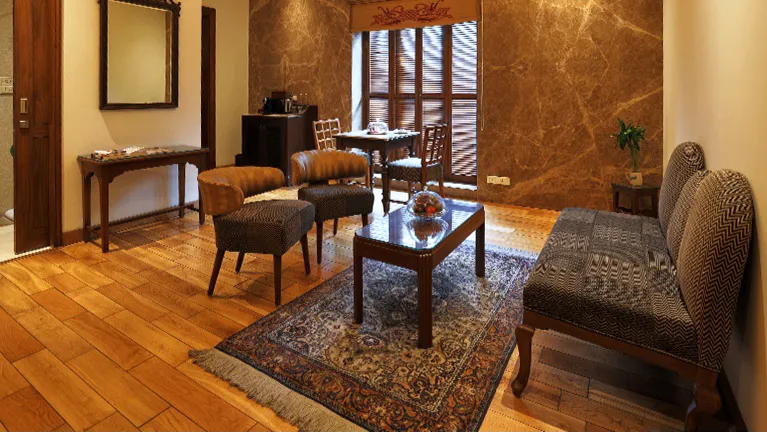 Victorian Executive Suite