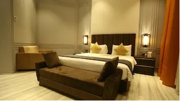 Garden View Suite