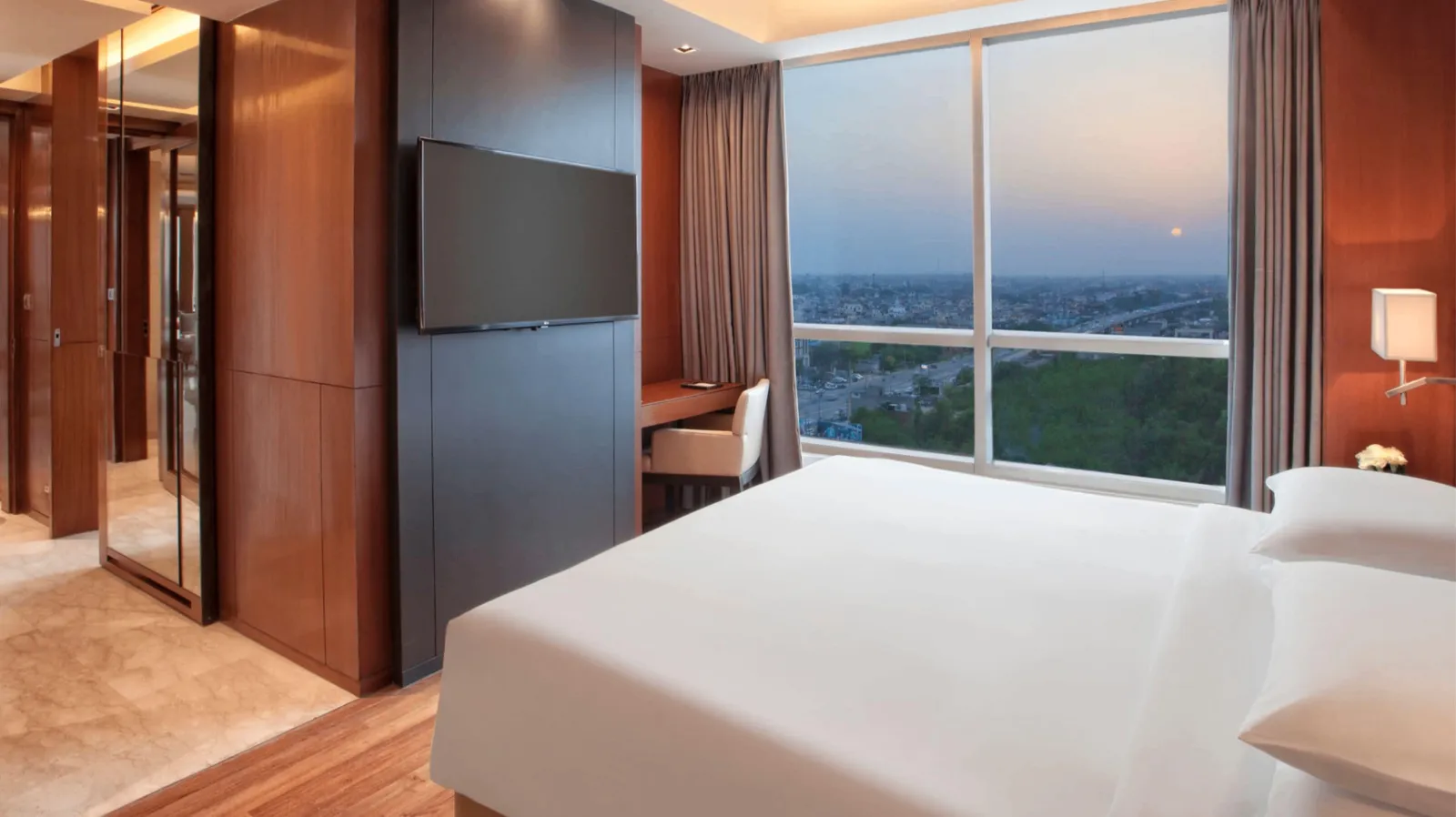 Regency Suite