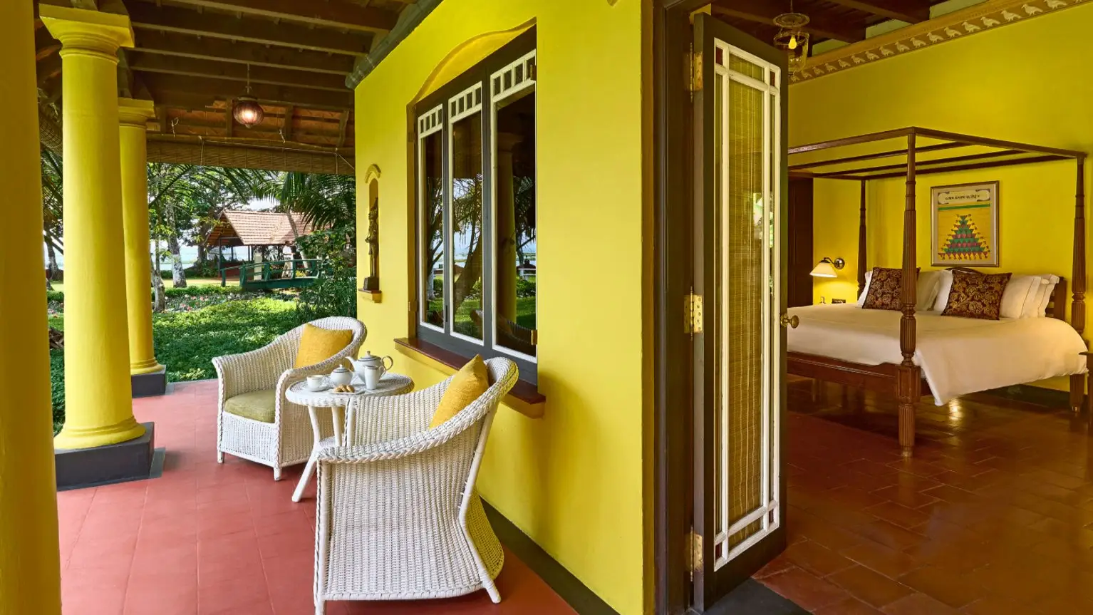 GRAND LUXURY VILLA WITH PRIVATE PLUNGE POOL