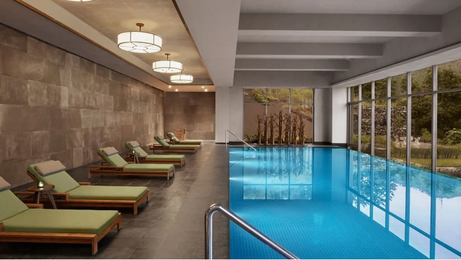 INDOOR SWIMMING POOL