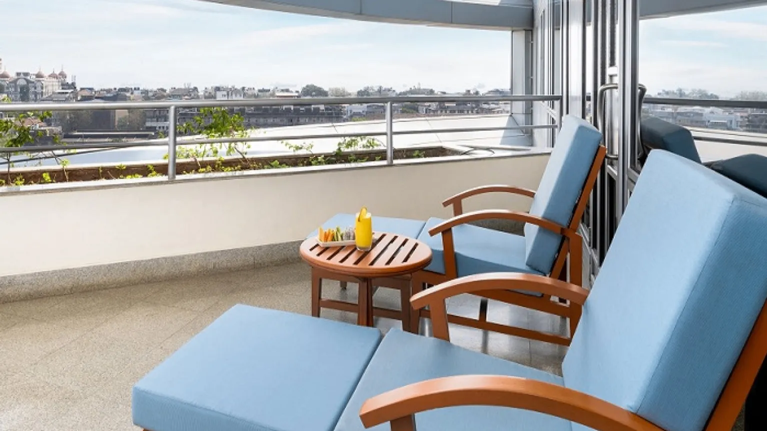 TWO BEDROOM APARTMENT 