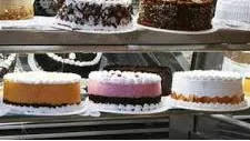 THE CAKE SHOP