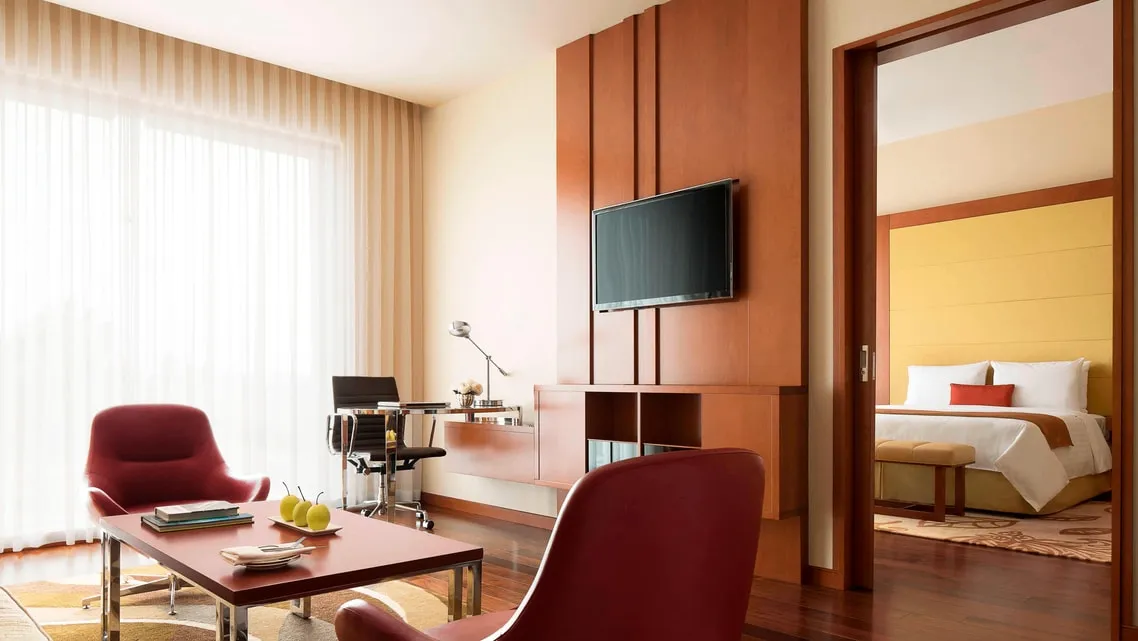 Deluxe Suite