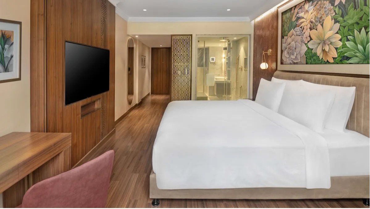 Business Class Room with Balcony - Garden View