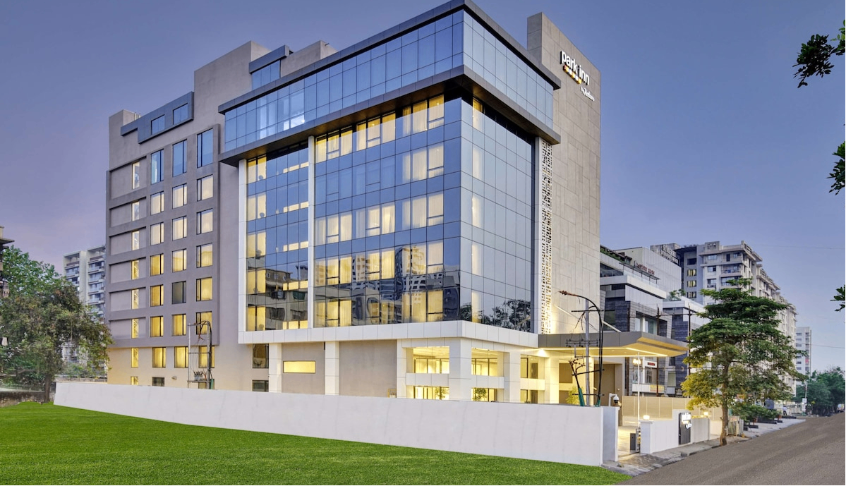 event-venue-Park Inn by Radisson Surat