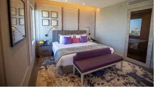 Presidential Suite I