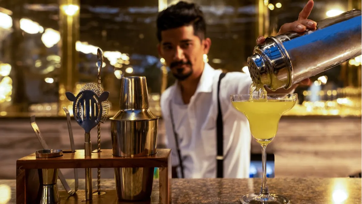 VARCA HIGH – POOLSIDE BAR