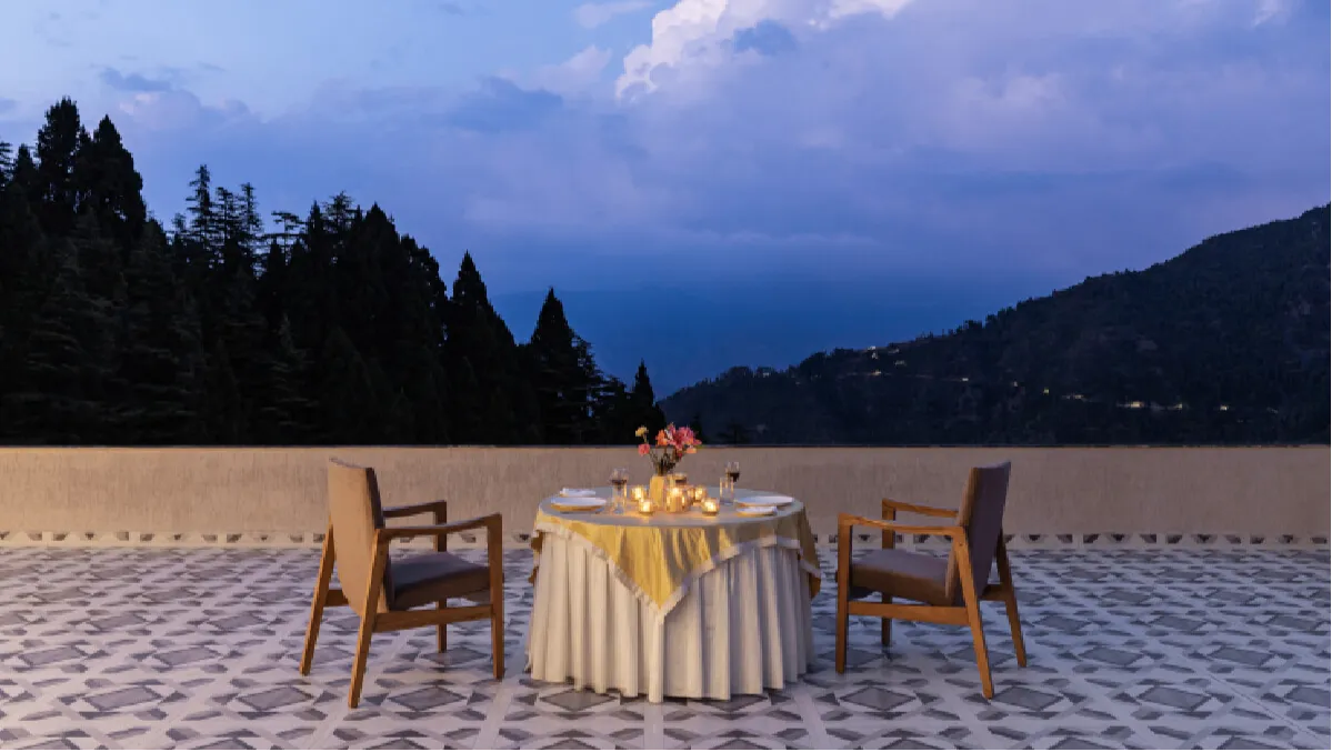 LET'S DINE