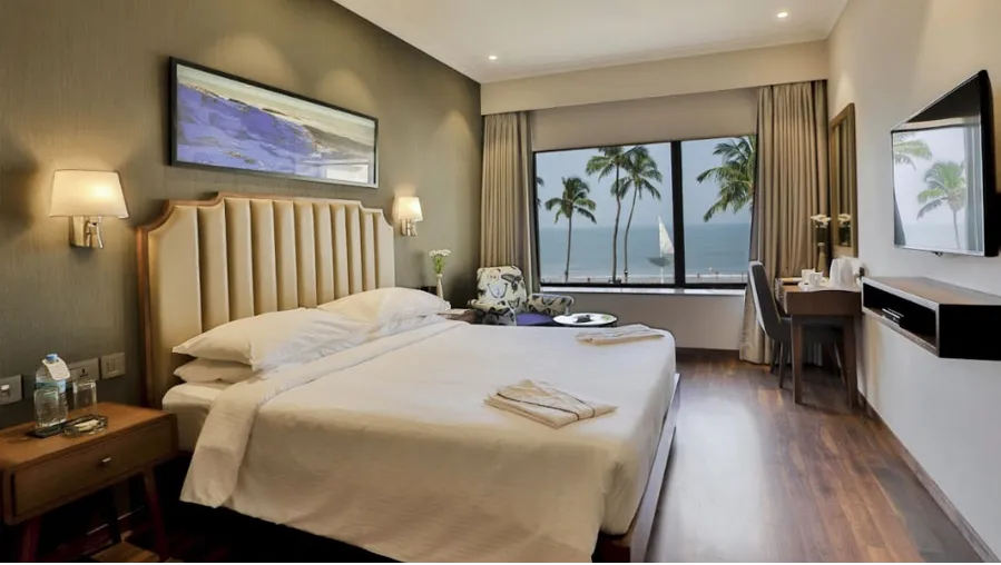 Grande Room
