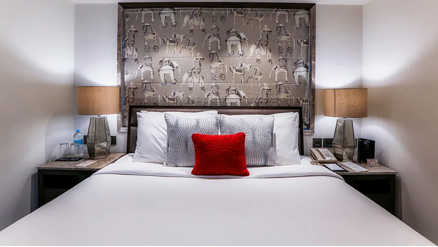 Deluxe Non-Ocean View Suite
