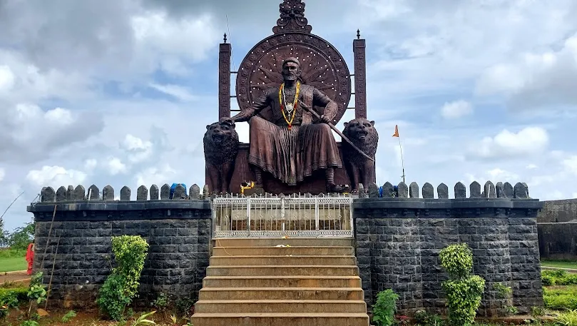 Yellur Fort (Rajhansgad)