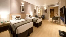 FREN CLUB STUDIO ROOM