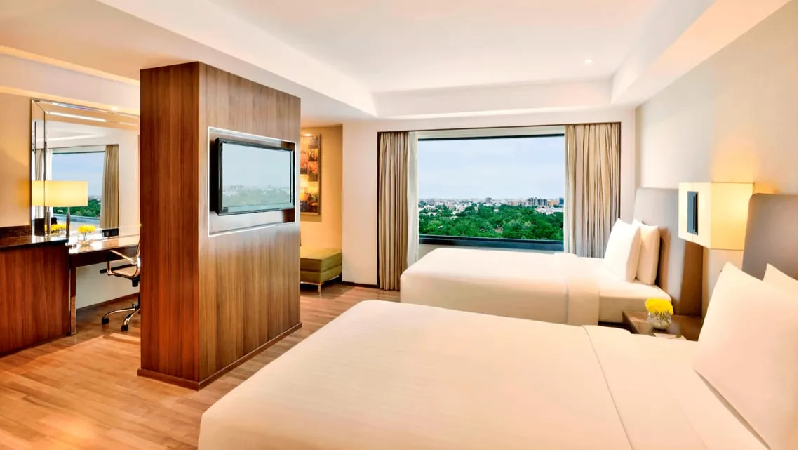 Executive Deluxe Twin 