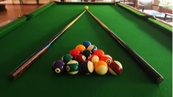 POOL TABLE