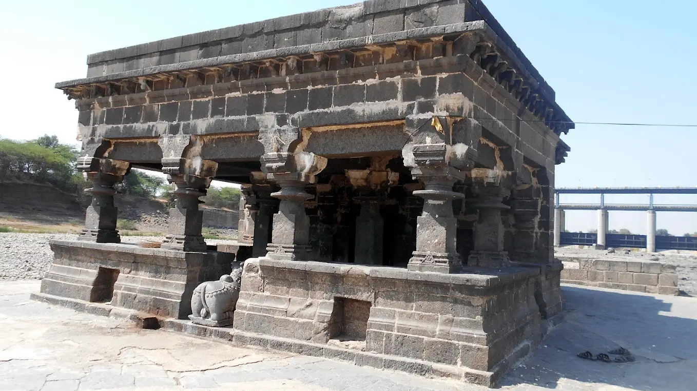 Chalukya Era Shri Mudgaleshwar Temple