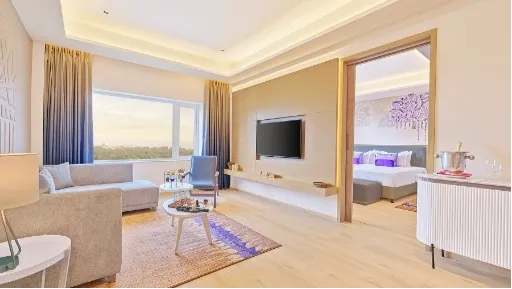 Premium Suite King Bed