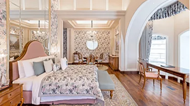 Savoy Luxury Suite with Balcony