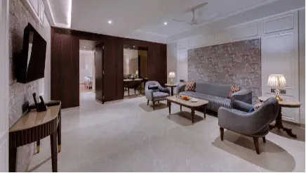 FERN CLUB SUITE ROOM