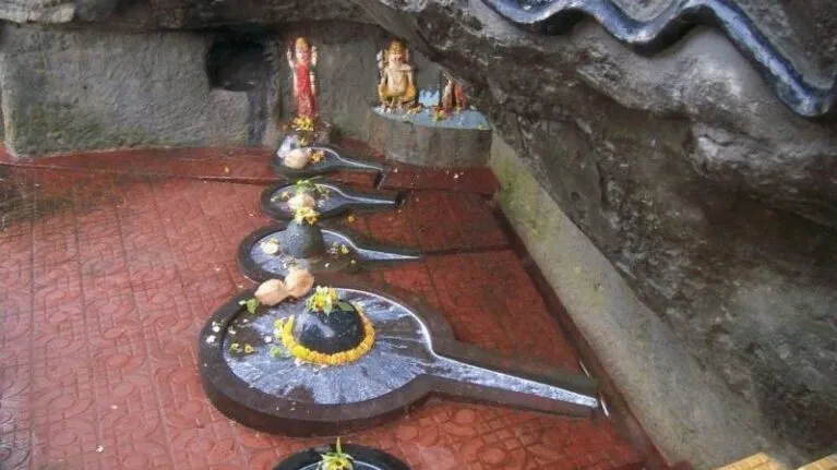 Gangeshwar Mahadev Temple, Diu