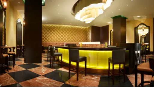 Tease Bar