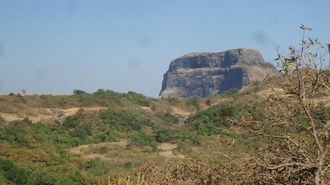 Dhak Bahiri Caves