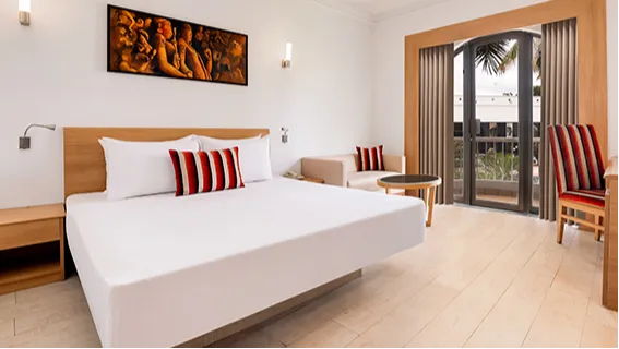 Executive Balcony Room