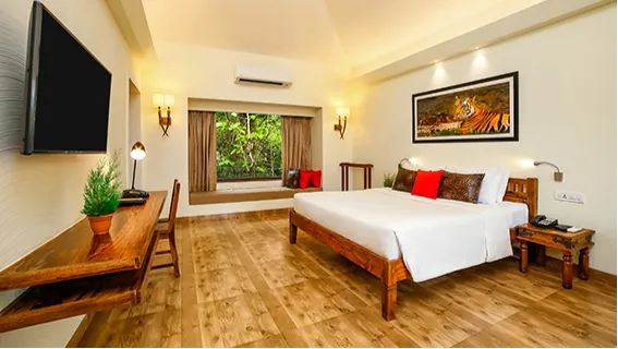 Premier Cottage Room