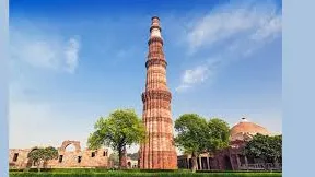  Qutb Minar