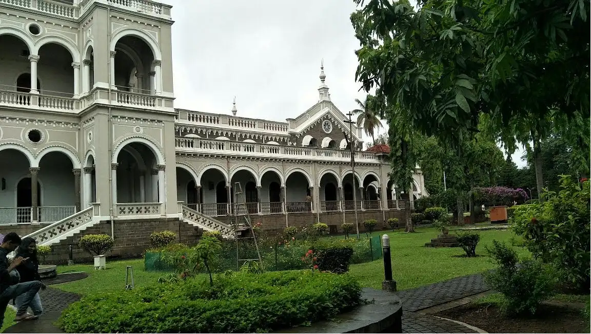 Sultan Aga Khan Palace