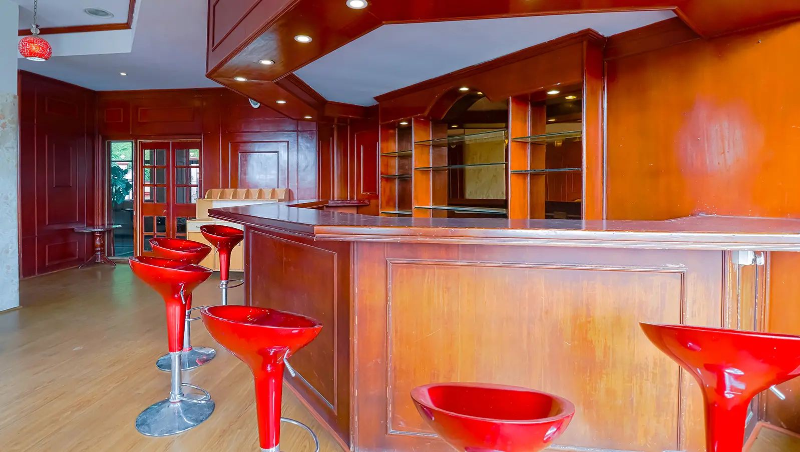 Amiable taphouse Bar