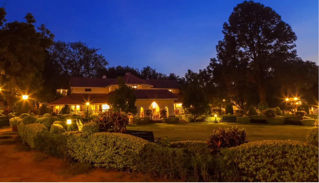 Golf View Pachmarhi — main image