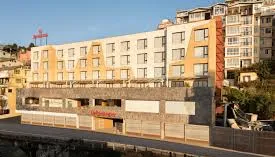 Ramada by Wyndham Darjeeling Gandhi Road — main image