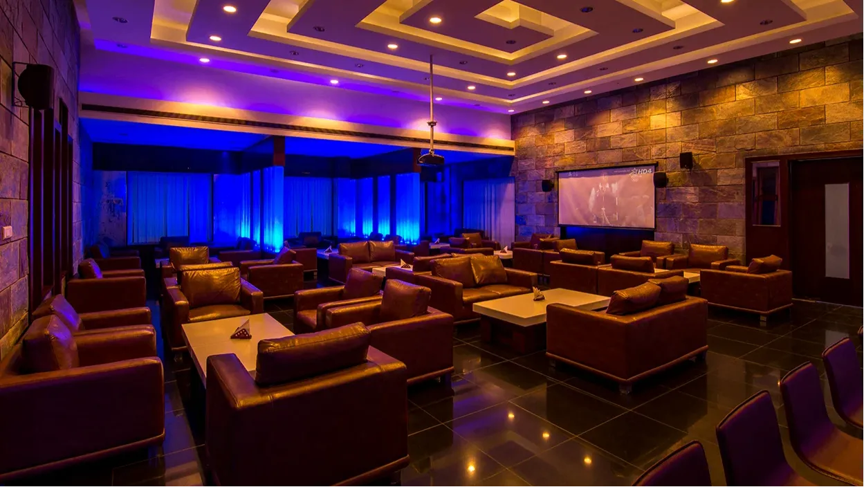 Kingfisher Swing Lounge & Bar 