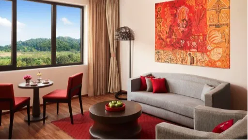  Premium Suite