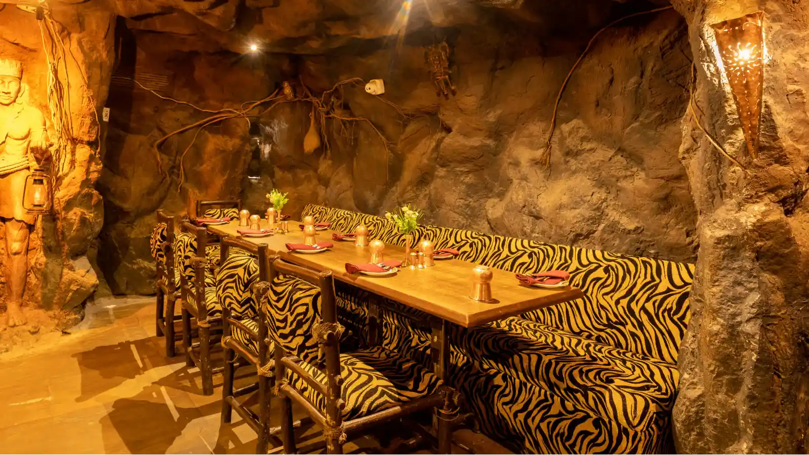 Gufha Restaurant