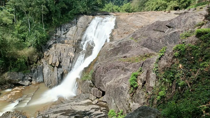 Kanthanpara Waterfalls