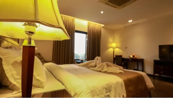 Premier Room
