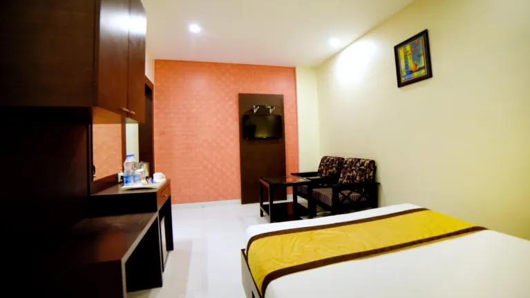 Super Deluxe Room