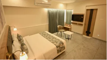 Royal Room