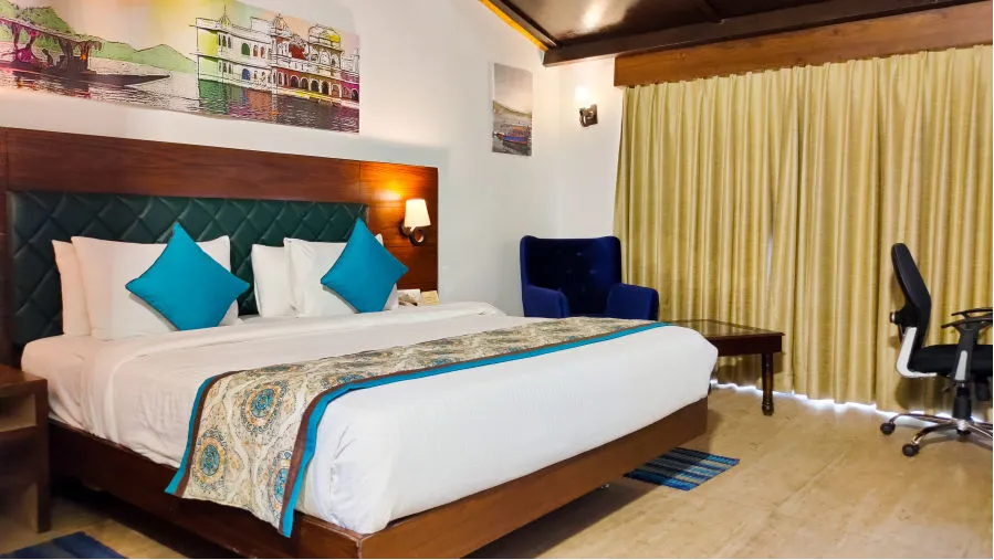 Regal Deluxe Pool View Room