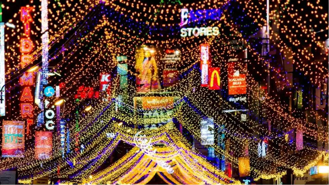 Commercial Street
