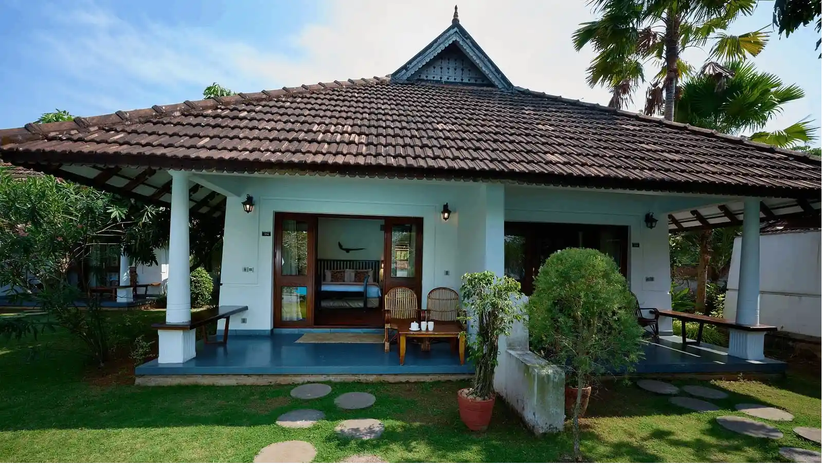 Poolside Cottages
