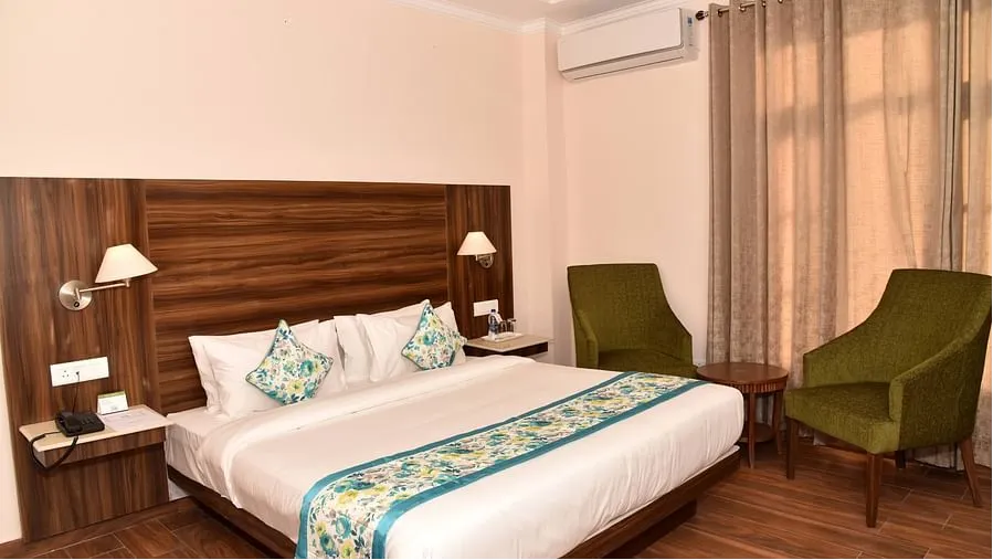 Super Deluxe Room with Balcony