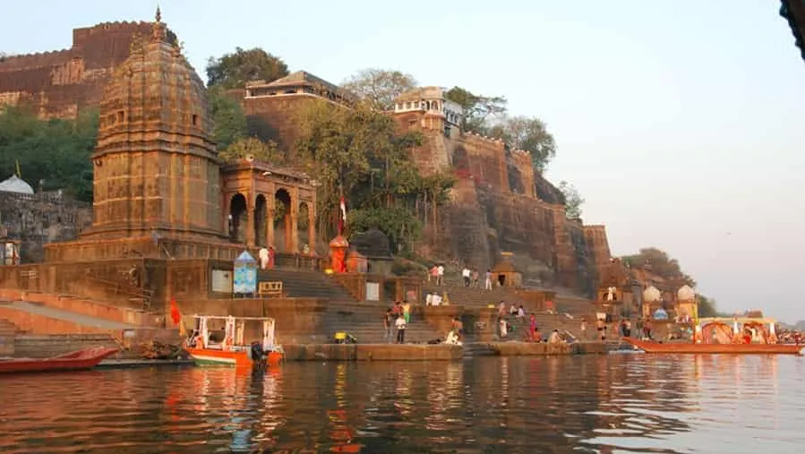 Shri Omkareshwar Jyotirlinga Temple