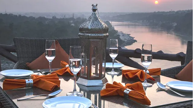 Machan Open Restaurant