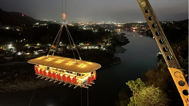 Air Dining at Skymax Lounge